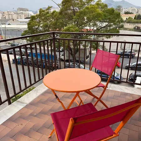 Molo Sbriju - Centro パレルモ